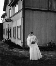 Brudparet Irma och Alvar Johansson, Arnäs 1956